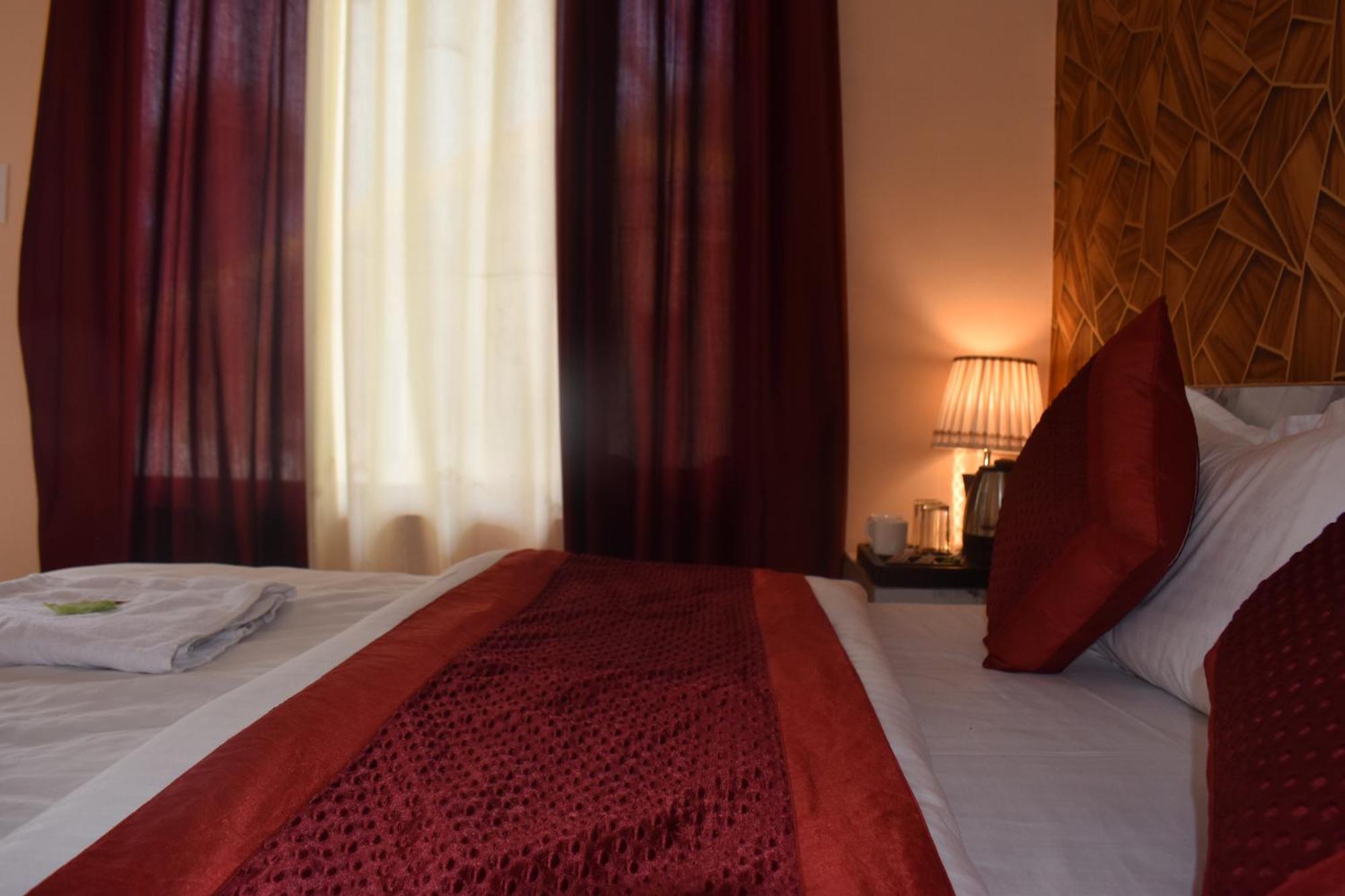 Shri Krishna Farms& Resorts Barkot Extérieur photo